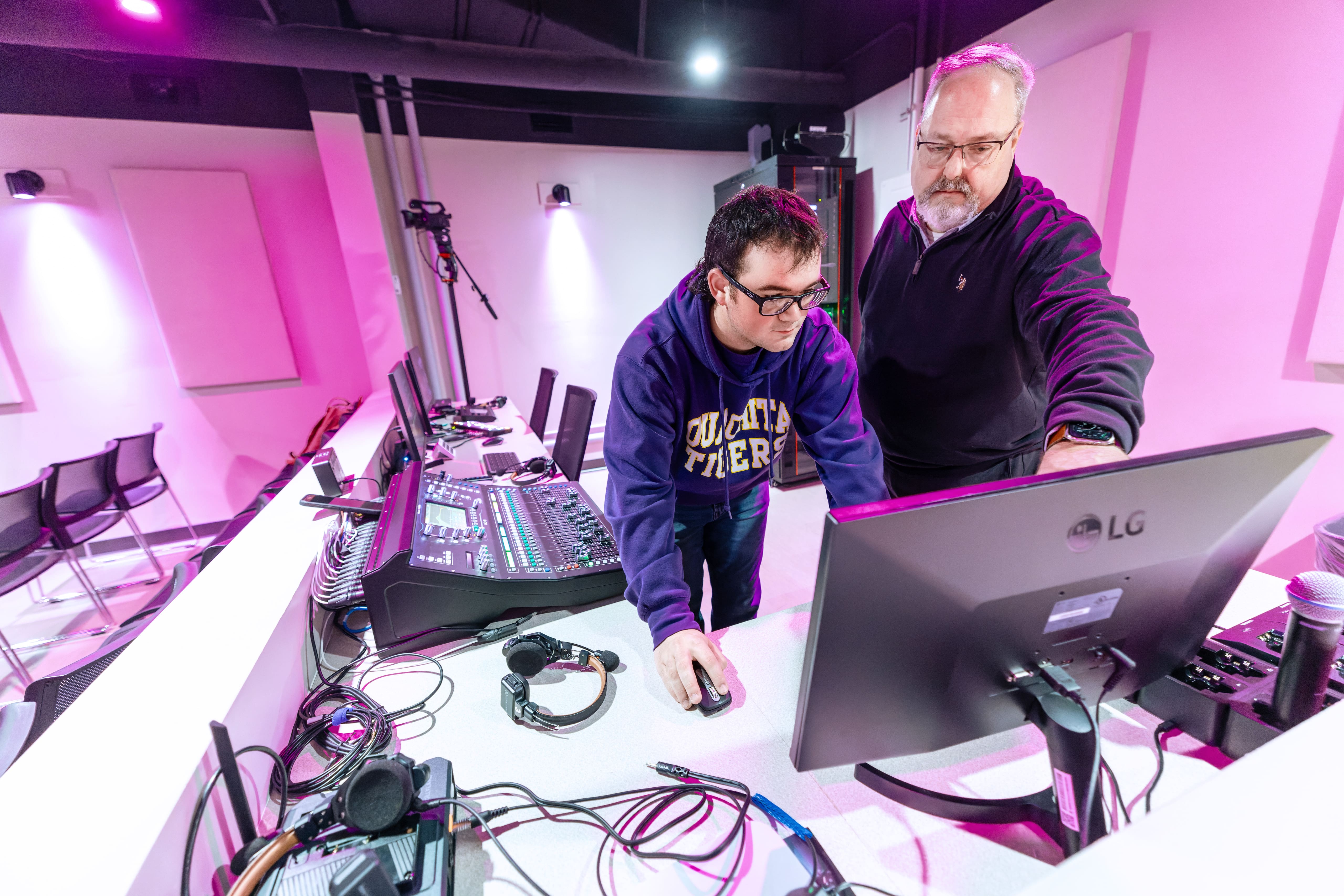 worship studies slider 4